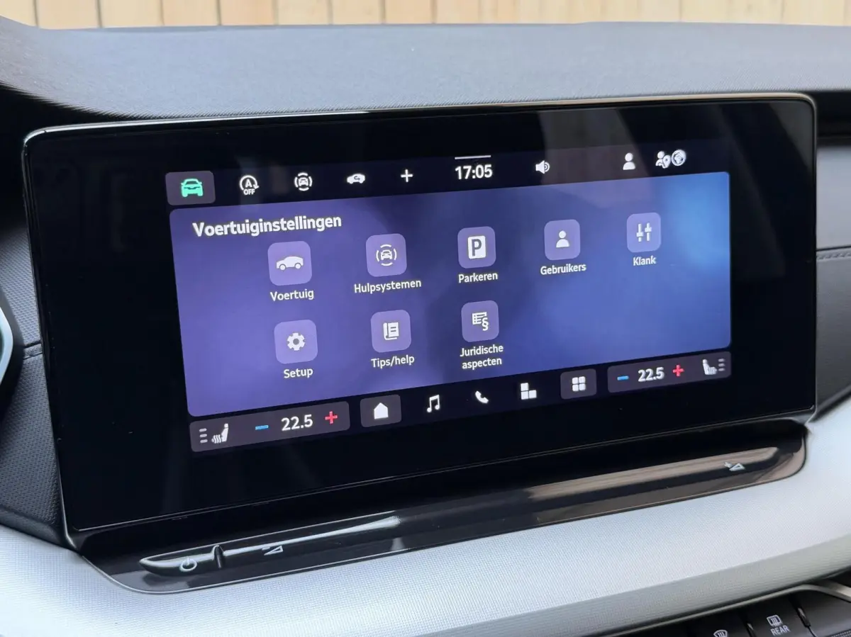 1.5 TSI First Edition Automaat | Apple CarPlay/Android Auto | Achteruitrijcamera | Cruise & climate control | LED koplampen | Stoel- en stuurwielverwarming | Rijstrooksensor | Parkeersensore