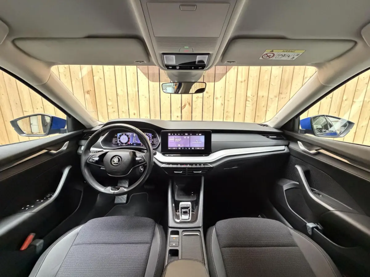 1.5 TSI First Edition Automaat | Apple CarPlay/Android Auto | Achteruitrijcamera | Cruise & climate control | LED koplampen | Stoel- en stuurwielverwarming | Rijstrooksensor | Parkeersensore