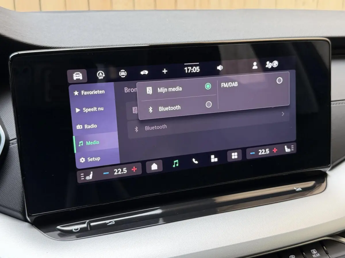 1.5 TSI First Edition Automaat | Apple CarPlay/Android Auto | Achteruitrijcamera | Cruise & climate control | LED koplampen | Stoel- en stuurwielverwarming | Rijstrooksensor | Parkeersensore
