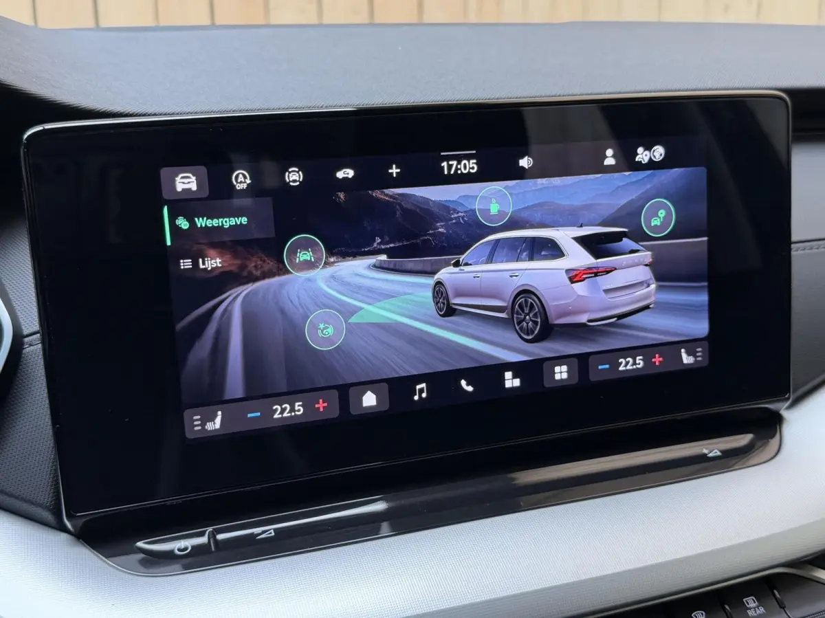 1.5 TSI First Edition Automaat | Apple CarPlay/Android Auto | Achteruitrijcamera | Cruise & climate control | LED koplampen | Stoel- en stuurwielverwarming | Rijstrooksensor | Parkeersensore