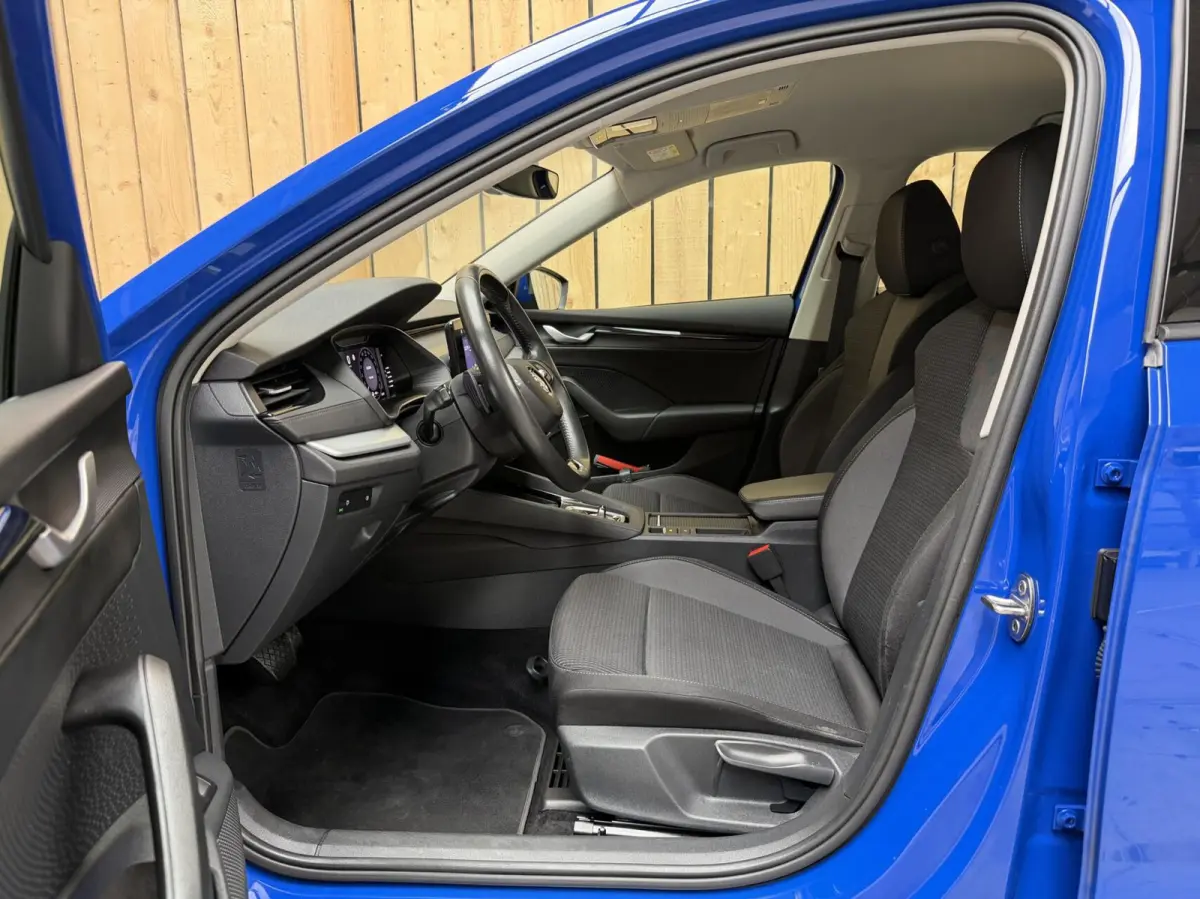 1.5 TSI First Edition Automaat | Apple CarPlay/Android Auto | Achteruitrijcamera | Cruise & climate control | LED koplampen | Stoel- en stuurwielverwarming | Rijstrooksensor | Parkeersensore