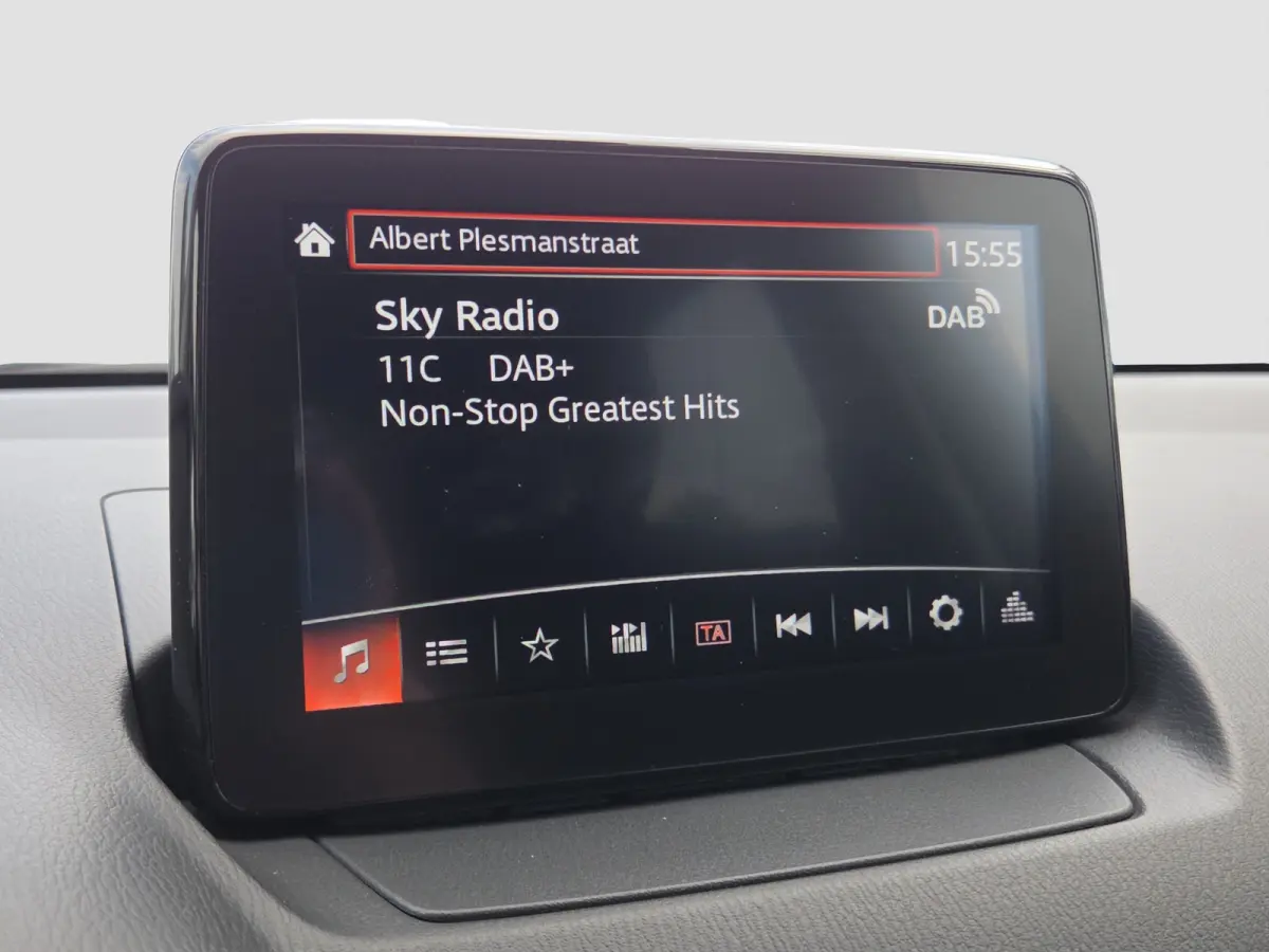 1.5 Skyactiv-G GT-M Stoelverwarming | Head-up Display | Camera | Climate control | Full map navigatie |