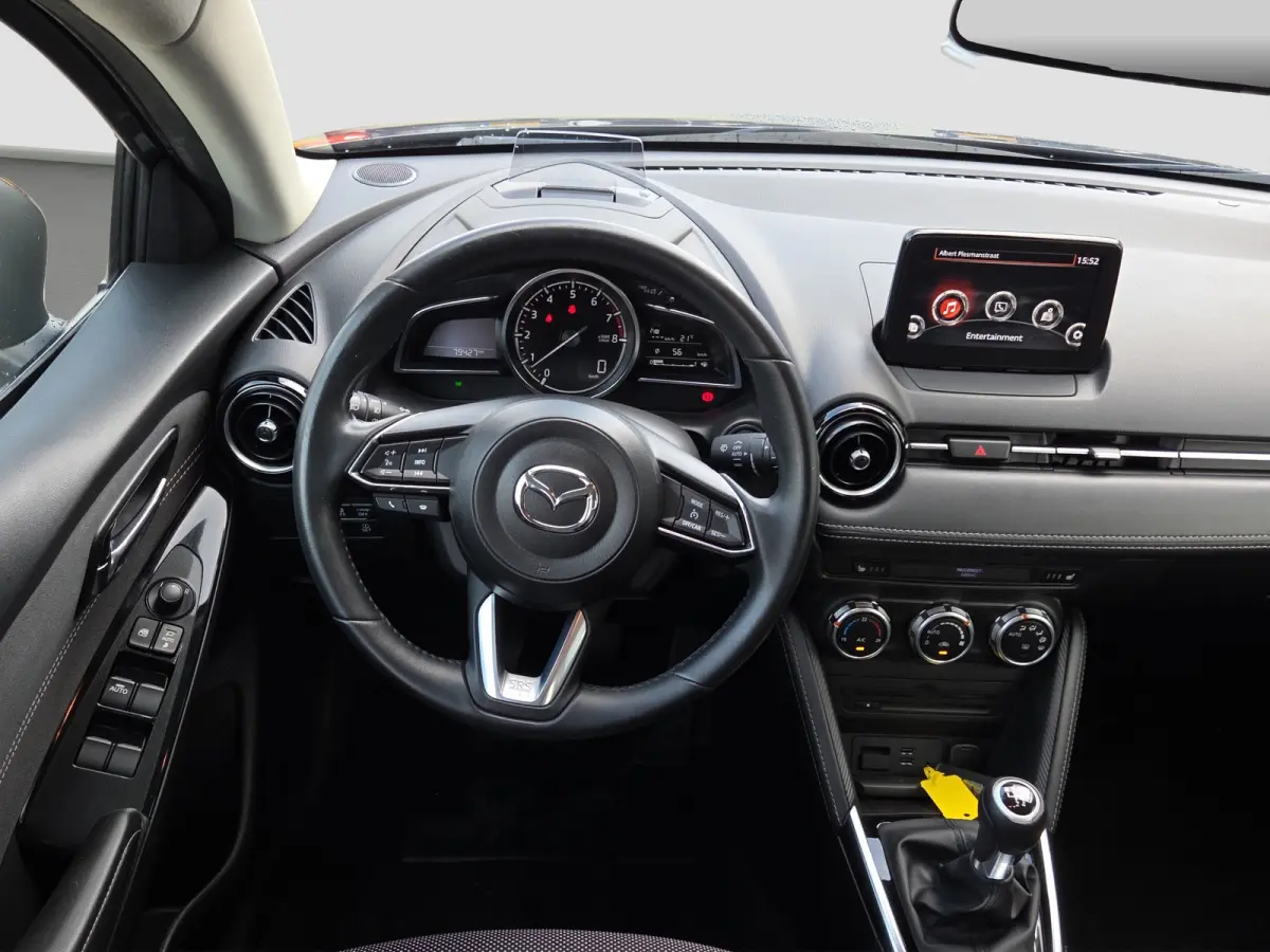 1.5 Skyactiv-G GT-M Stoelverwarming | Head-up Display | Camera | Climate control | Full map navigatie |