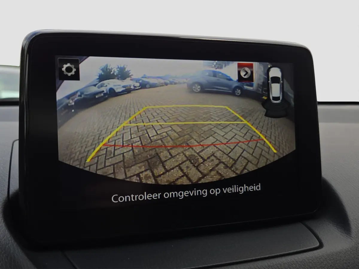 1.5 Skyactiv-G GT-M Stoelverwarming | Head-up Display | Camera | Climate control | Full map navigatie |