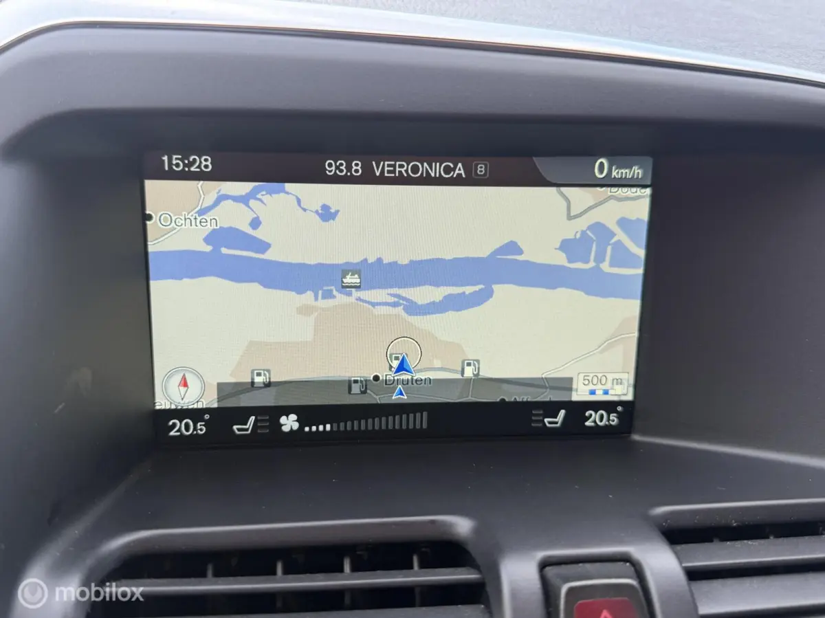 2.0 T5 R-Design NL-AUTO / DEALER HISTORIE / PANO