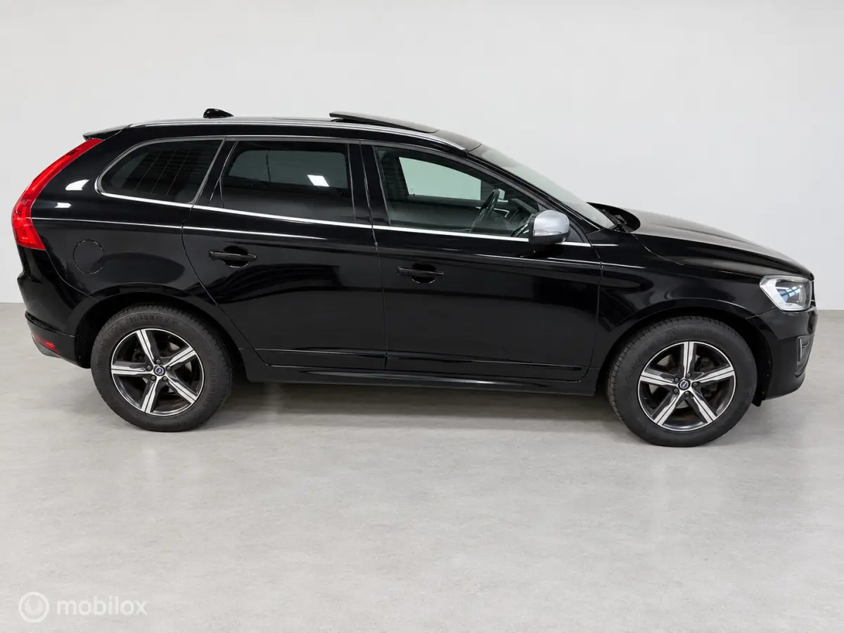 2.0 T5 R-Design NL-AUTO / DEALER HISTORIE / PANO