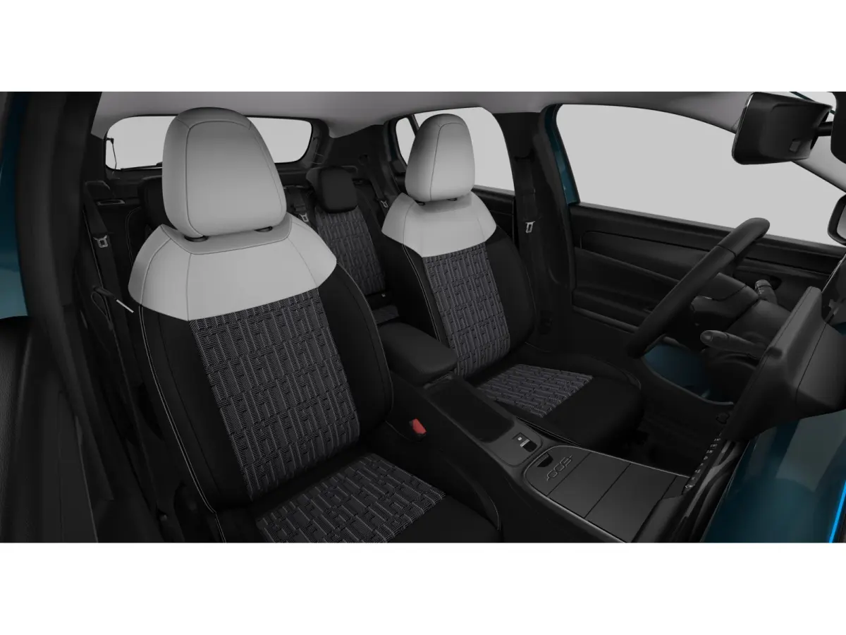 ICON | 10,25" touchscreen radio met Bluetooth, DAB & USB | 17” lichtmetalen velgen Diamond Cut (215/60 R17) | Automatische airconditioning