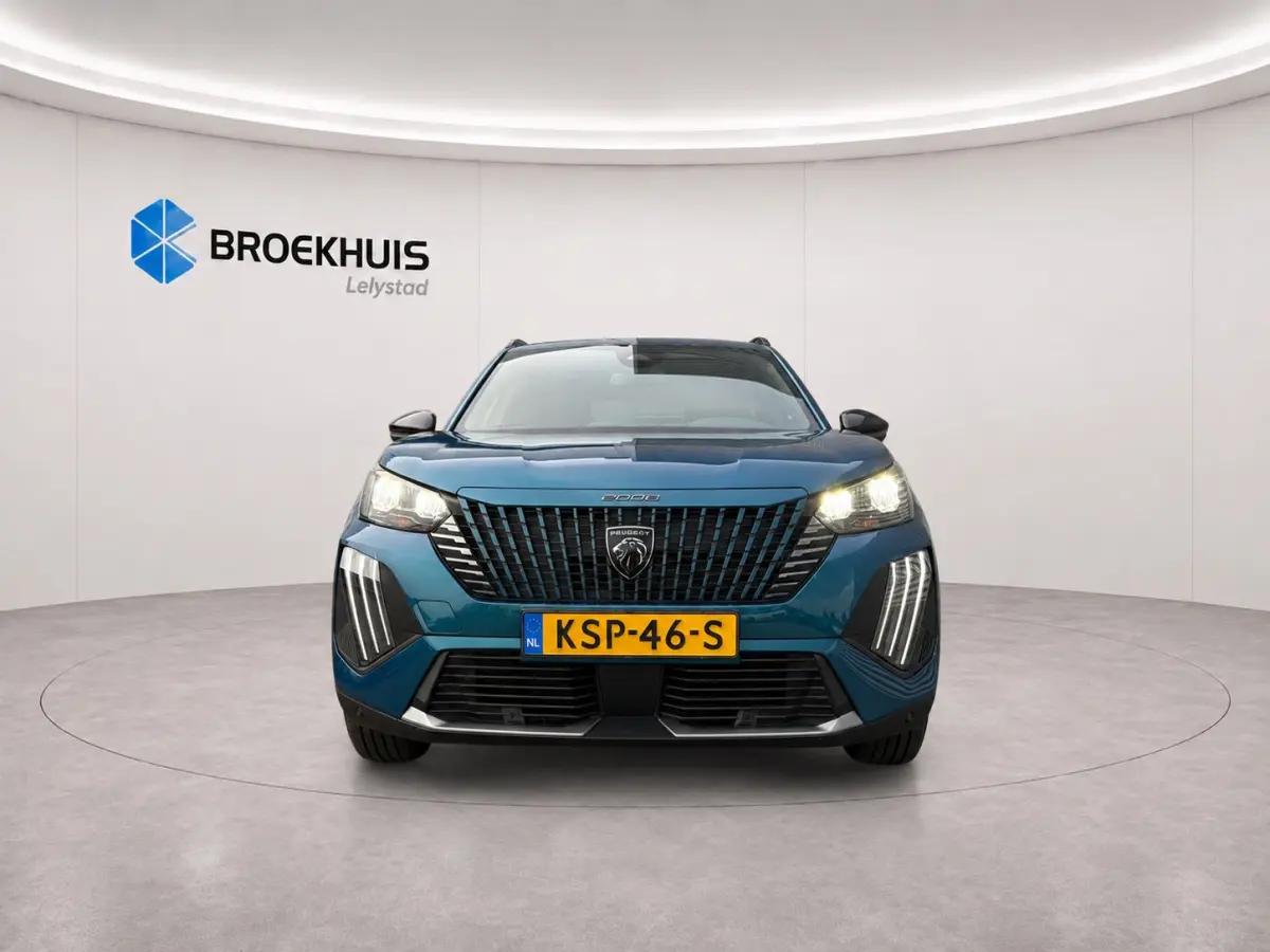Allure | Active Safety Brake met camera en radar (automatisch noodremsysteem) met Distance Alert (waarschuwing dreigende aanrijding) | Advanced Active Safety Brake met camera en radar | Clim