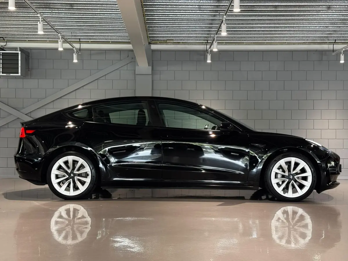 Long Range AWD 75 kWh