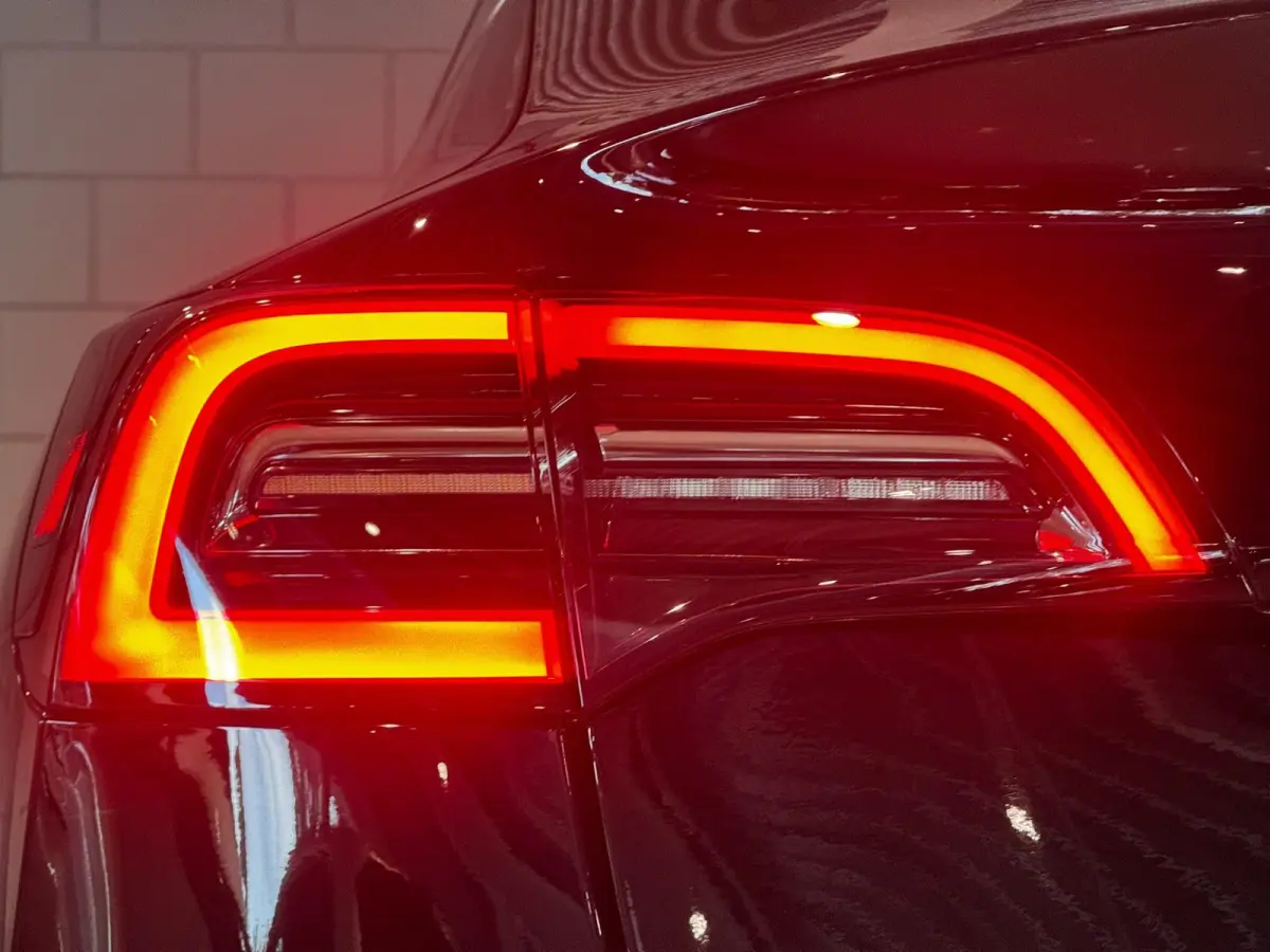 Long Range AWD 75 kWh