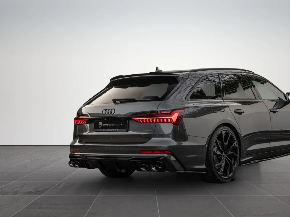 55 TFSI Quattro 340pk S-line Luchtv. HD-Matrix 4-wielsturing Standkachel ACC