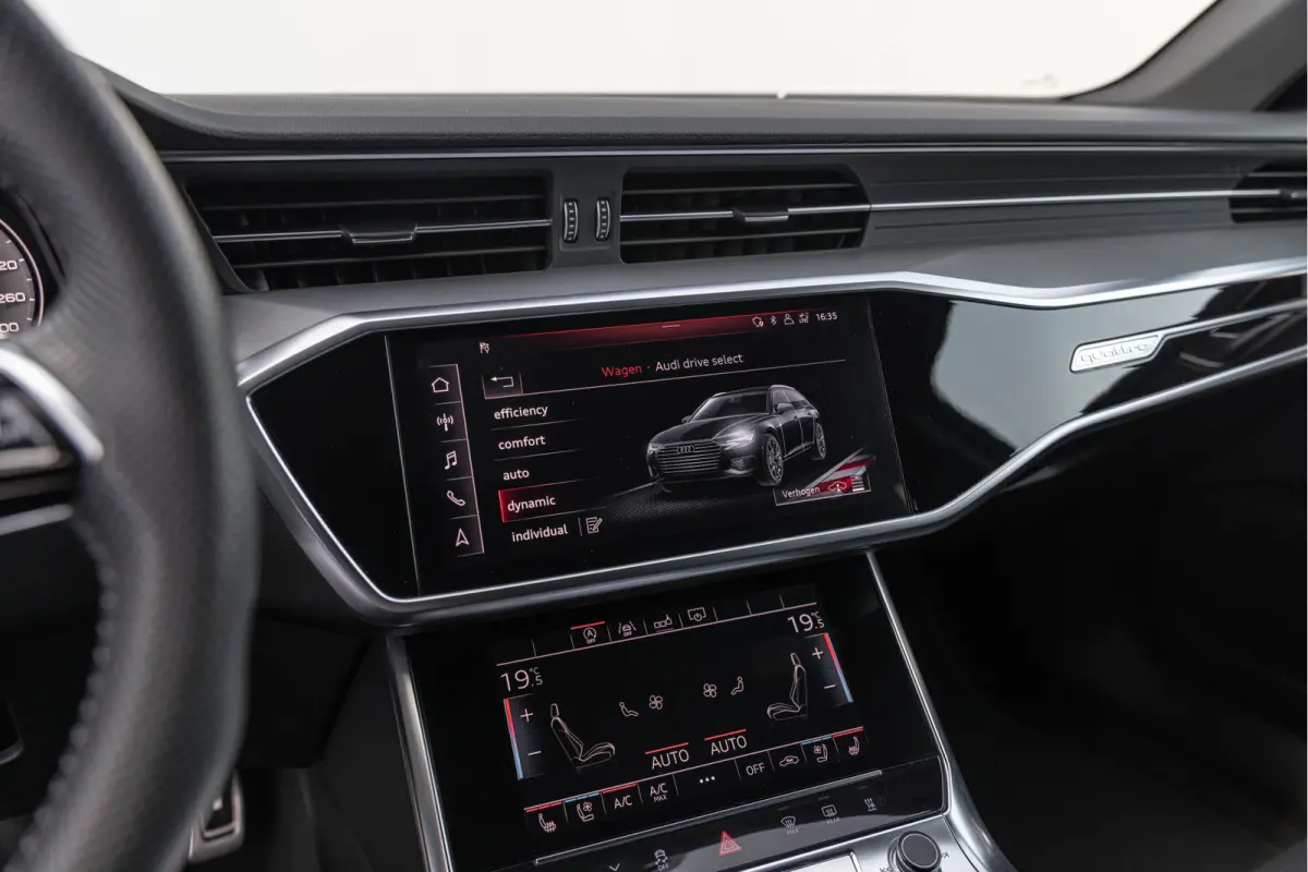 55 TFSI Quattro 340pk S-line Luchtv. HD-Matrix 4-wielsturing Standkachel ACC