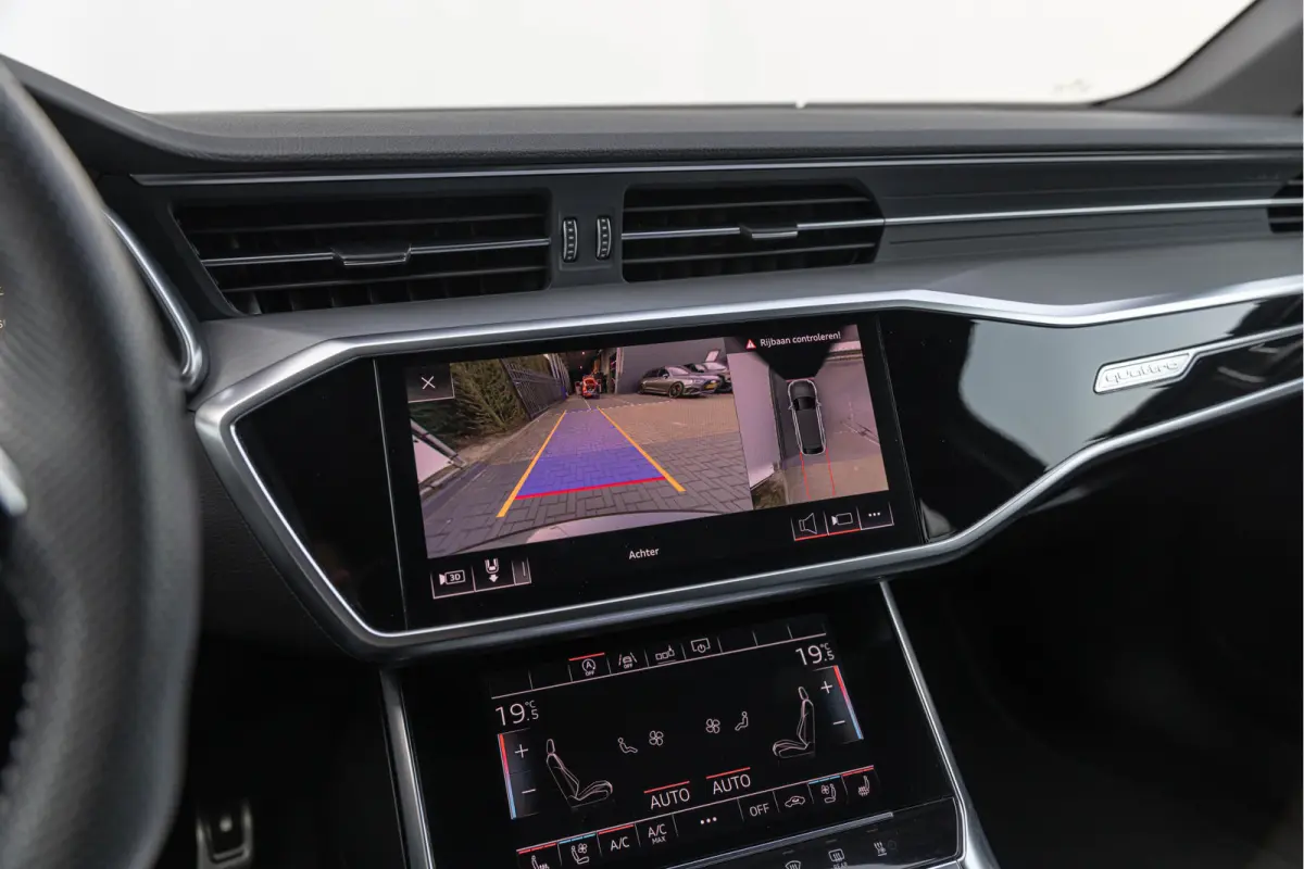 55 TFSI Quattro 340pk S-line Luchtv. HD-Matrix 4-wielsturing Standkachel ACC
