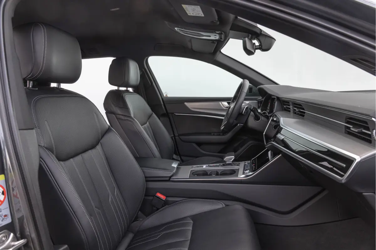 55 TFSI Quattro 340pk S-line Luchtv. HD-Matrix 4-wielsturing Standkachel ACC