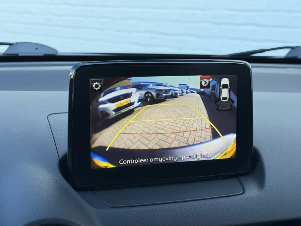 2.0 SkyActiv-G 120 GT-M | Leder | Memory | Leder | Camera | 18 inch