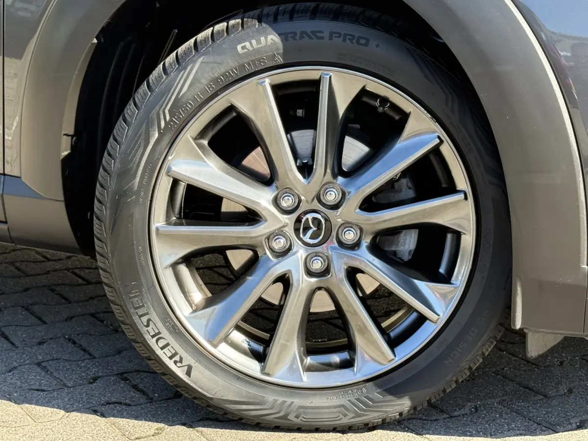 2.0 SkyActiv-G 120 GT-M | Leder | Memory | Leder | Camera | 18 inch