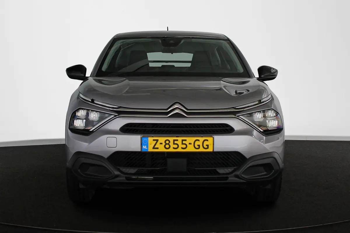 You 50 kWh SOH 97% Achteruitrijcamera Apple CarPlay