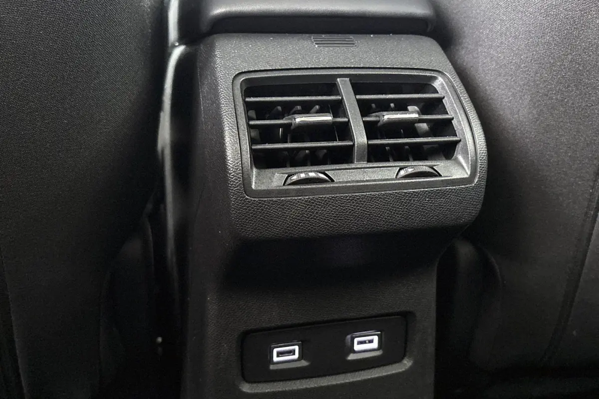 You 50 kWh SOH 97% Achteruitrijcamera Apple CarPlay