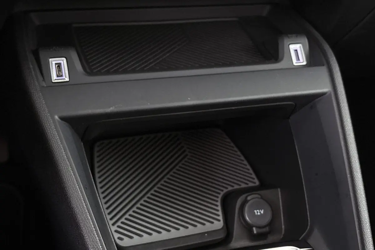 You 50 kWh SOH 97% Achteruitrijcamera Apple CarPlay