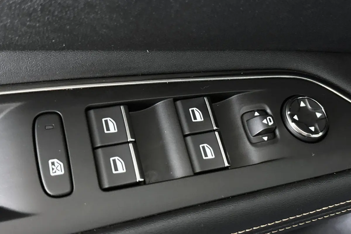 1.2 PureTech GT Black Pack Trekhaak Keyless Stoelverwarming