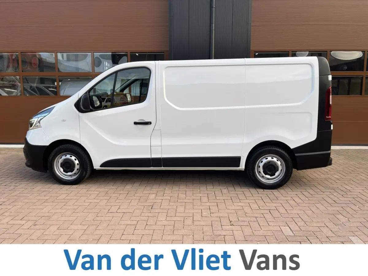 2.0 dCi E6 120pk Comfort 3p Lease €253p/m, Airco, PDC, Cruise controle, Onderhoudshistorie aanwezig