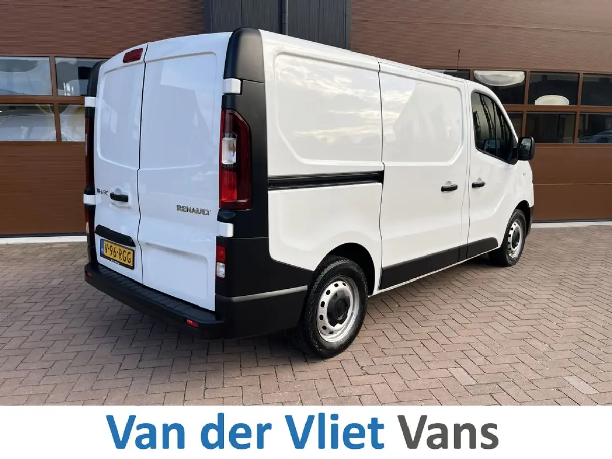 2.0 dCi E6 120pk Comfort 3p Lease €253p/m, Airco, PDC, Cruise controle, Onderhoudshistorie aanwezig