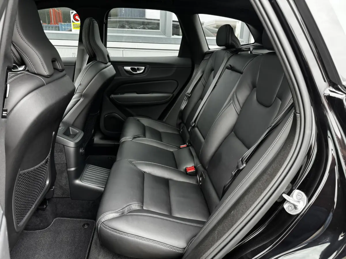 2.0 T8 Plug-in hybrid AWD Plus Black Edition 455 PK | Nappa comfort stoelen | Pano | 21 Inch