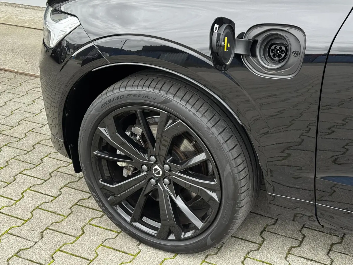 2.0 T8 Plug-in hybrid AWD Plus Black Edition 455 PK | Nappa comfort stoelen | Pano | 21 Inch