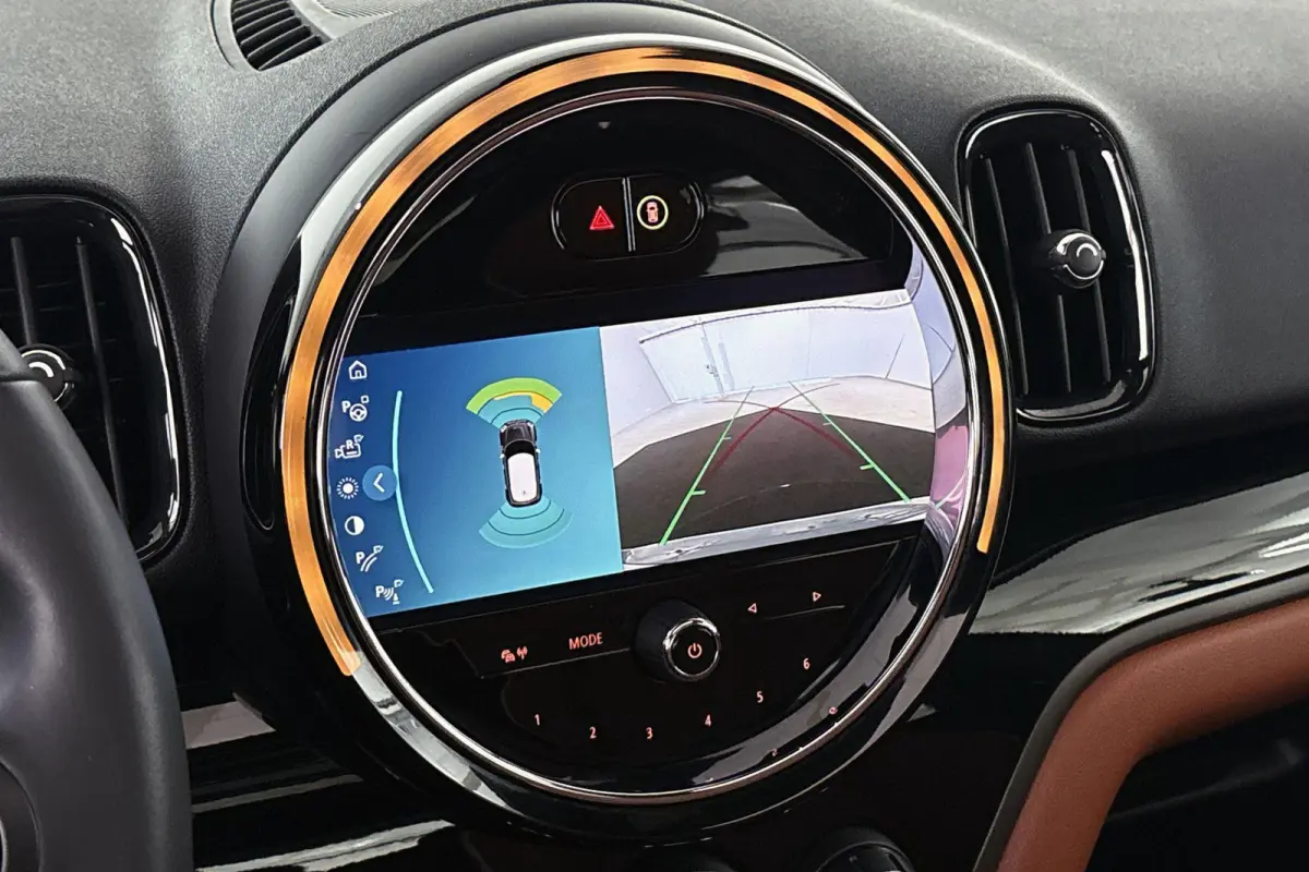 1.5 Cooper ALL4 Classic Pano Leder Harman Kardon Stoelverwarming Camera