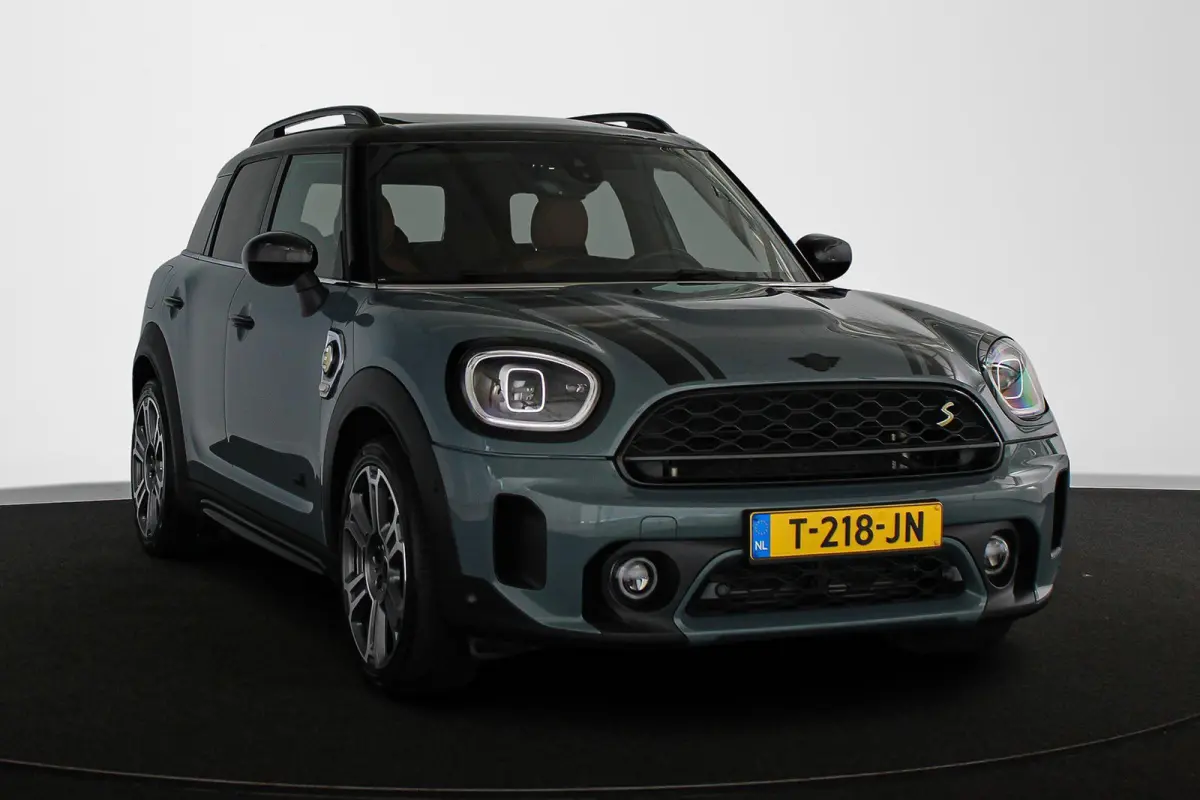 1.5 Cooper ALL4 Classic Pano Leder Harman Kardon Stoelverwarming Camera