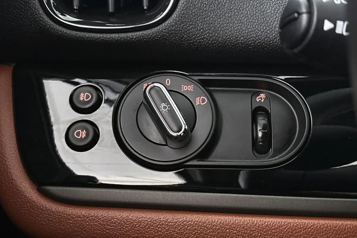 1.5 Cooper ALL4 Classic Pano Leder Harman Kardon Stoelverwarming Camera