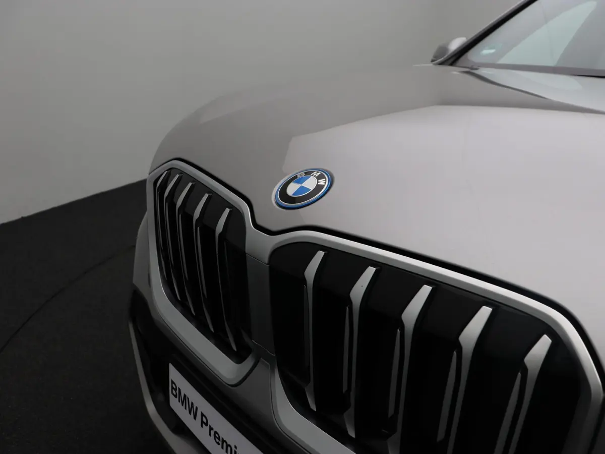 xDrive25e M Sportpakket | Trekhaak | Parking Assistant | 18''