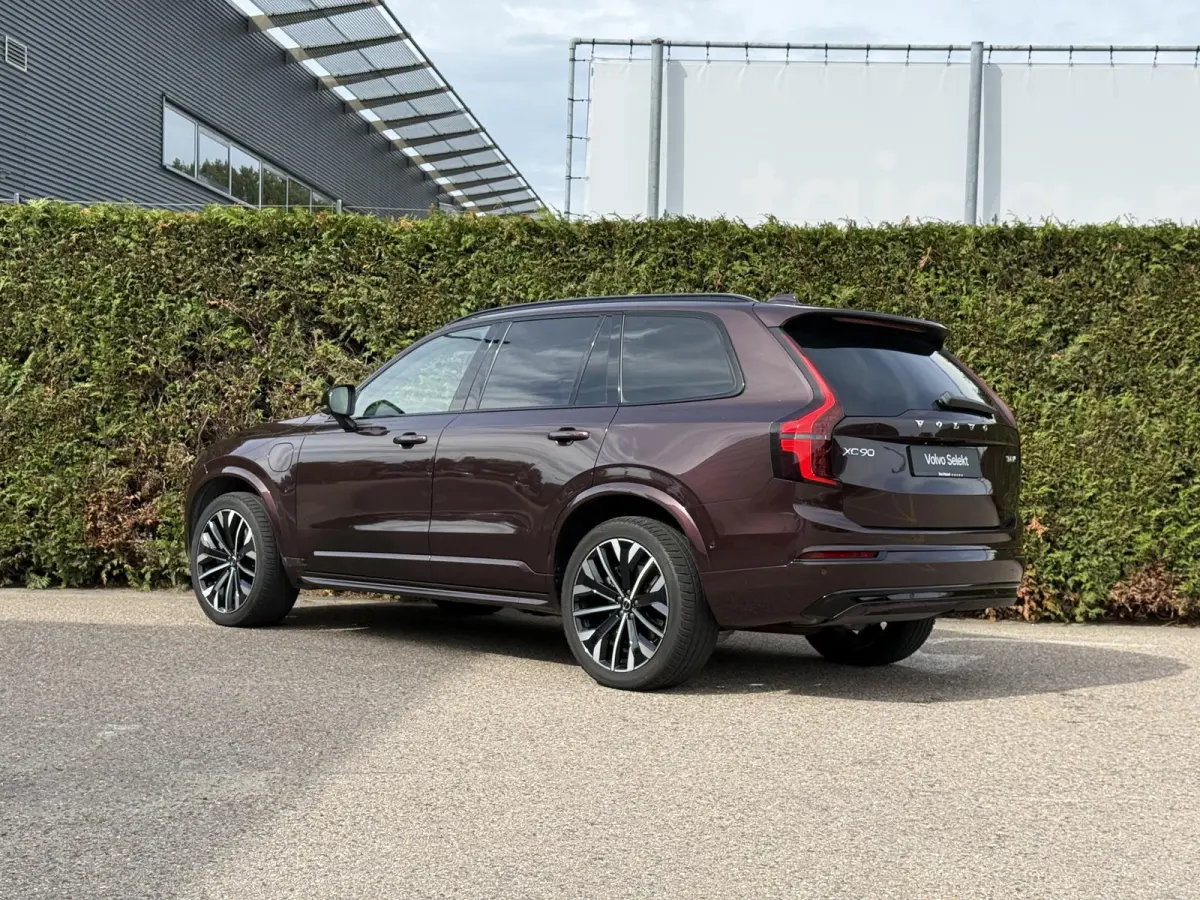T8 Plug-in hybrid AWD Ultra Dark