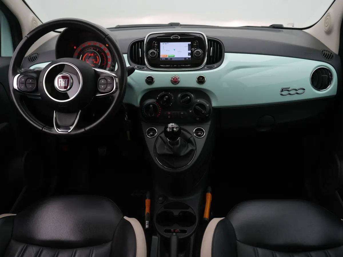0.9 TwinAir Turbo Lounge |  Panoramisch glazen zonnedak met elektrisch zonnescherm | start/stop systeem | Airco | 12 Maanden BOVAG Garantie |