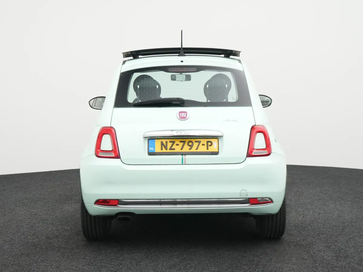 0.9 TwinAir Turbo Lounge |  Panoramisch glazen zonnedak met elektrisch zonnescherm | start/stop systeem | Airco | 12 Maanden BOVAG Garantie |