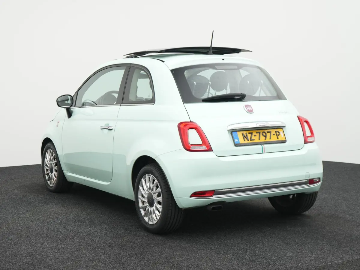 0.9 TwinAir Turbo Lounge |  Panoramisch glazen zonnedak met elektrisch zonnescherm | start/stop systeem | Airco | 12 Maanden BOVAG Garantie |