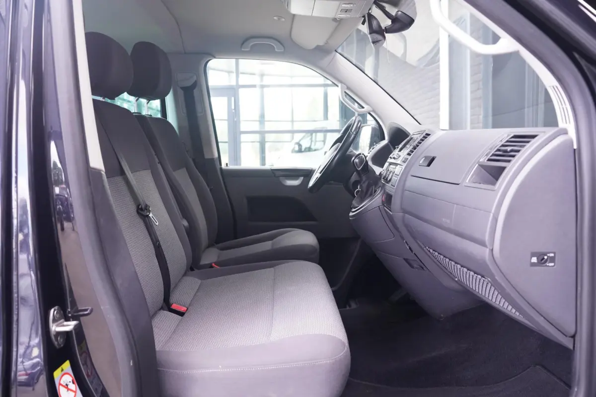 2.0 TDI Dubbel Cabine L2 4Motion Marge Auto Airco, Navi, Xenon, PDC V+A, 6-Zits