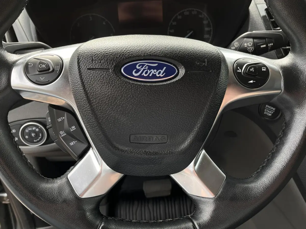 1.5 EcoBlue L2 Limited 120PK Automaat Trekhaak Adaptieve Cruise Camera Stoelverwarming Verwarmde Voorruit Navi Climate Privacy Glass *Rijk Uitgerust*