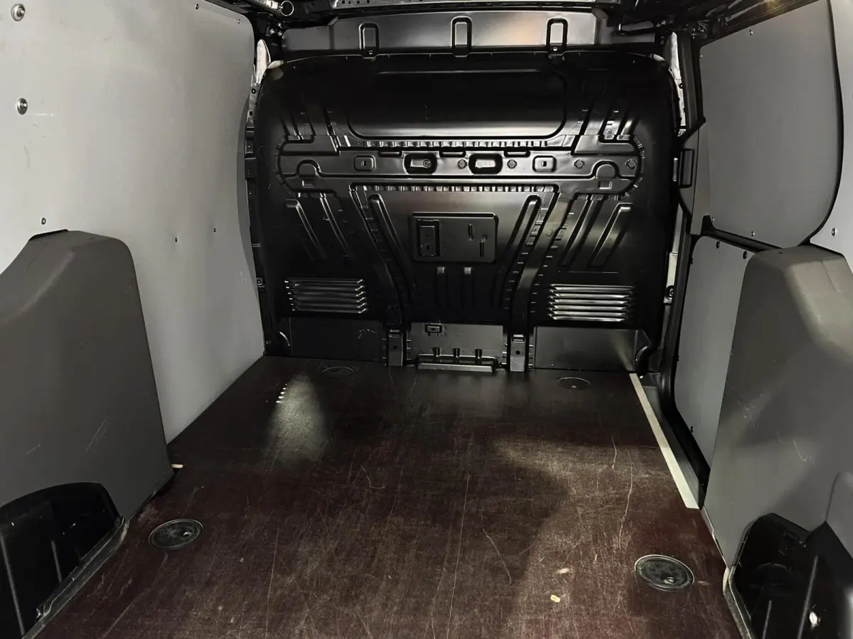 1.5 EcoBlue L2 Limited 120PK Automaat Trekhaak Adaptieve Cruise Camera Stoelverwarming Verwarmde Voorruit Navi Climate Privacy Glass *Rijk Uitgerust*