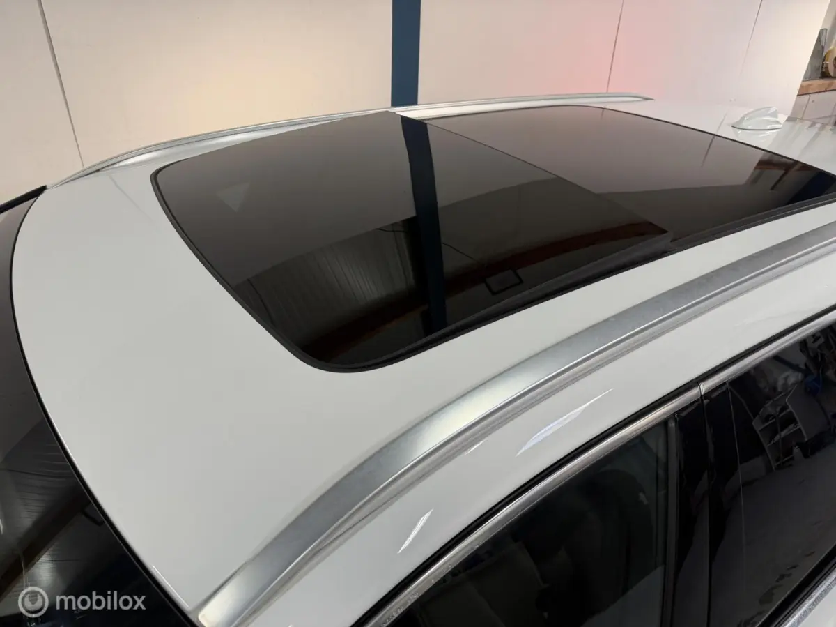 2.0 T5 Momentum NL-AUTO / PANO / LEER