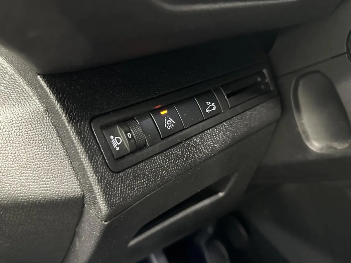 1.2 PureTech Blue Lease Allure TREKHAAK CAMERA LM ECC ADAPTIEF CRUISE LED CARPLAY.