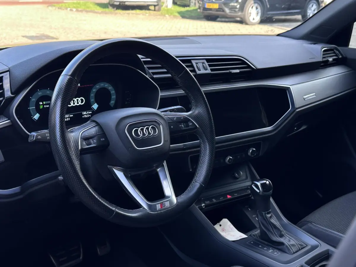 45 TFSI e S-Line Camera, Carplay, Trekhaak..