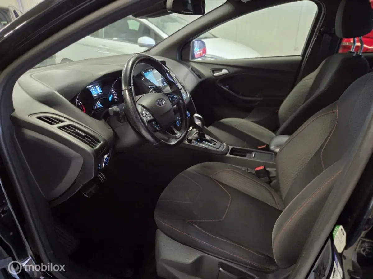 1.5 EcoBoost 150pk ST-Line Automaat trekhaak!