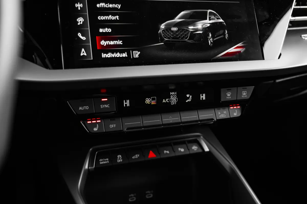 40 TFSI e Advanced edition | Buitenspiegels elektrisch verstel- en verwarmbaar | Extra getint glas | Full-LED koplampen