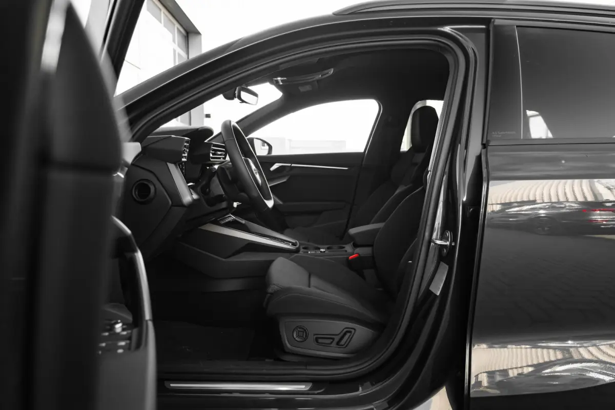 40 TFSI e Advanced edition | Buitenspiegels elektrisch verstel- en verwarmbaar | Extra getint glas | Full-LED koplampen