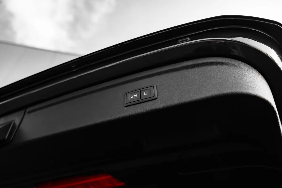 40 TFSI e Advanced edition | Buitenspiegels elektrisch verstel- en verwarmbaar | Extra getint glas | Full-LED koplampen