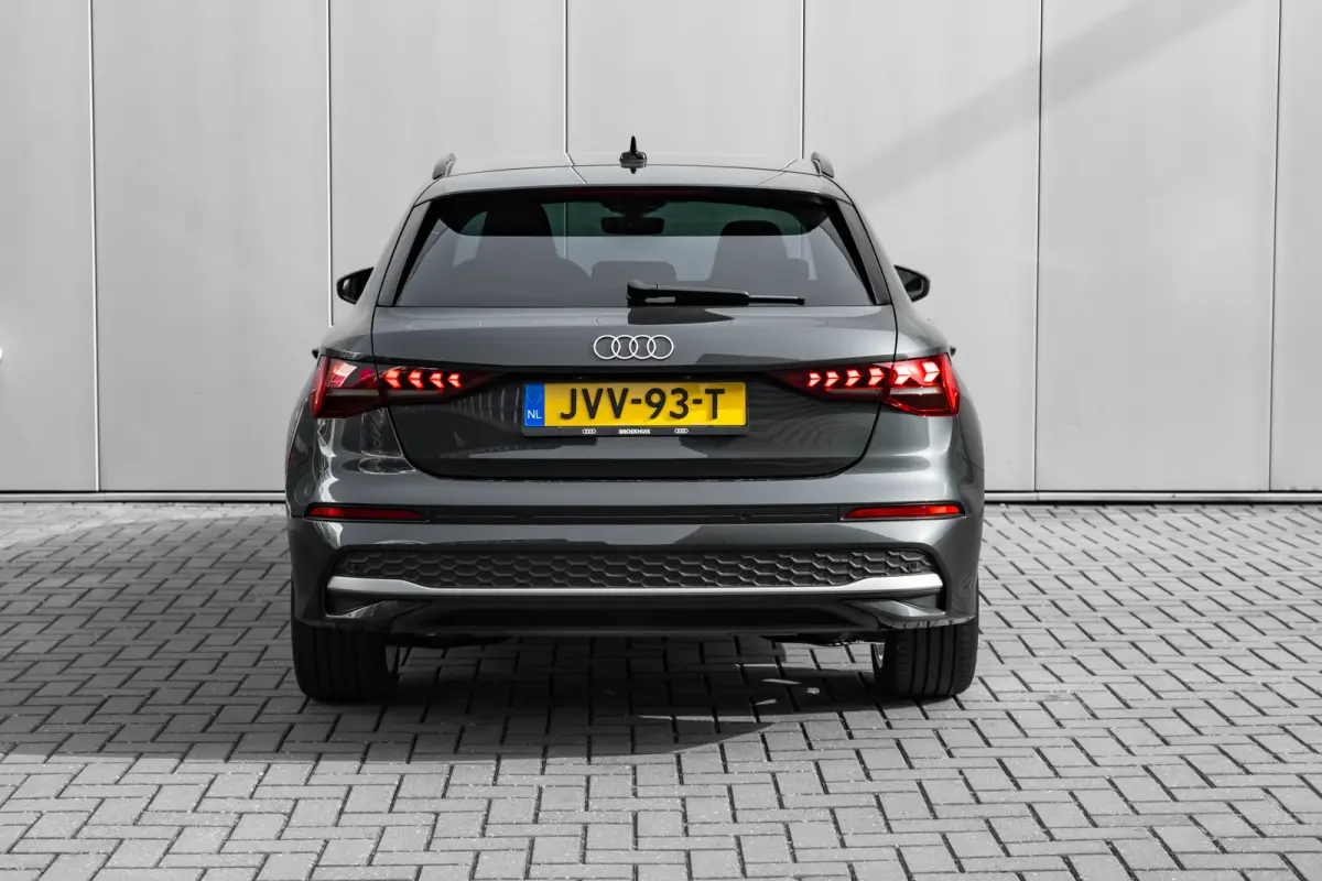 40 TFSI e Advanced edition | Buitenspiegels elektrisch verstel- en verwarmbaar | Extra getint glas | Full-LED koplampen