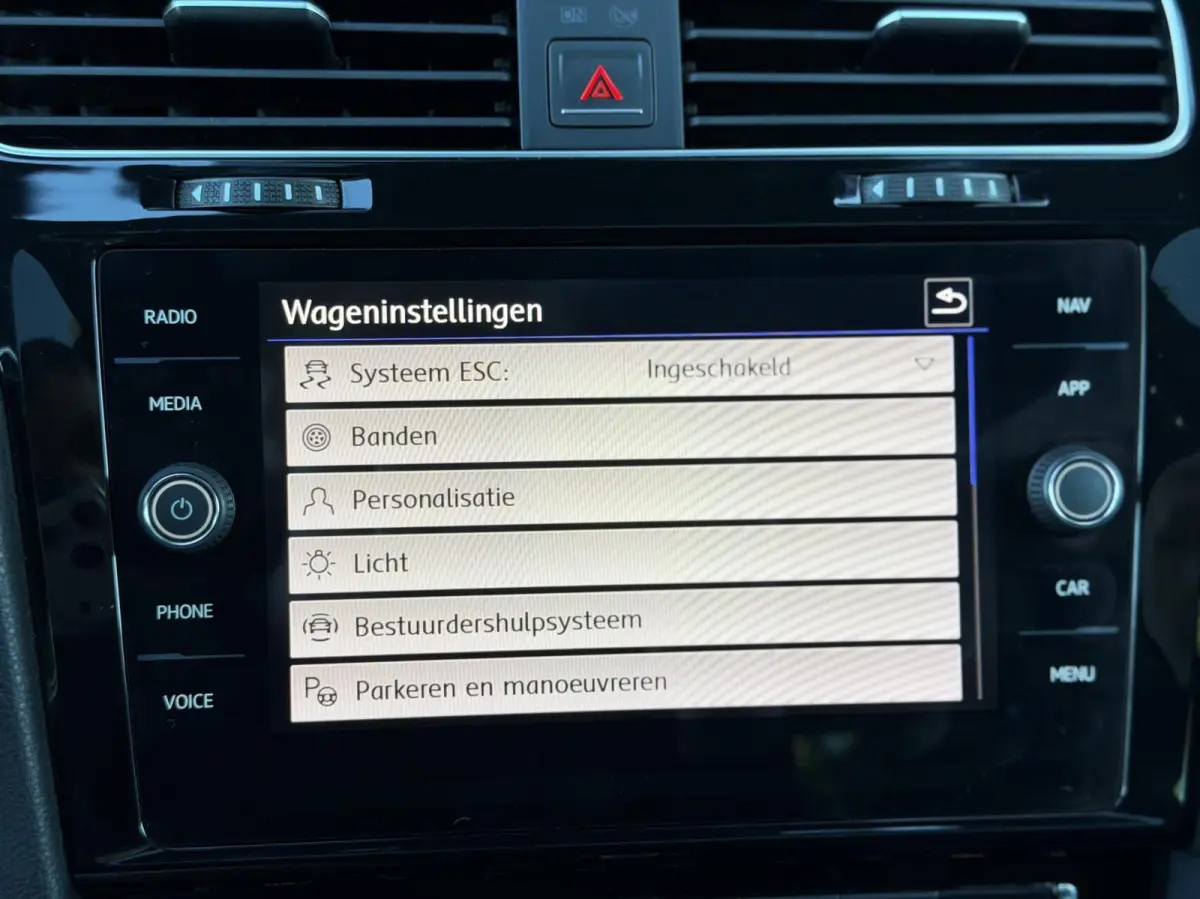 1.5 TSI Highline Business R - Line | PANORAMADAK | CARPLAY | CAMERA | SFEERVERLICHTING