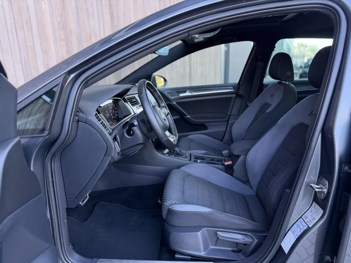 1.5 TSI Highline Business R - Line | PANORAMADAK | CARPLAY | CAMERA | SFEERVERLICHTING