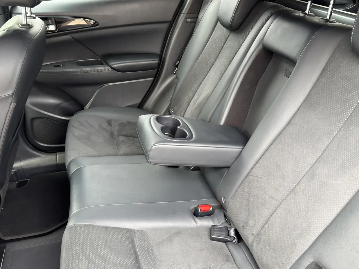 2.4 PHEV Intense+ | Achteruitrijcamera | Apple Carplay/Android Auto | Cruise Control |